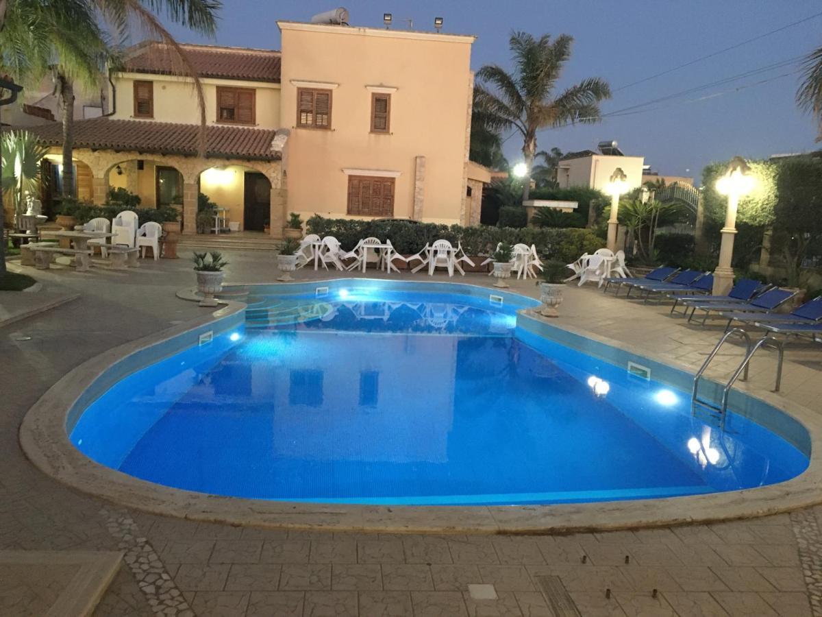 Suite Margarita Mazara del Vallo Exterior foto
