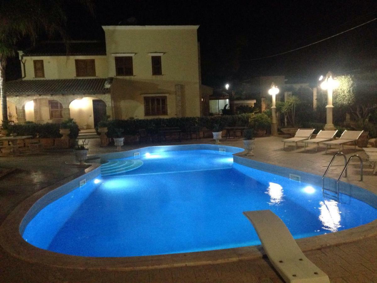 Suite Margarita Mazara del Vallo Exterior foto
