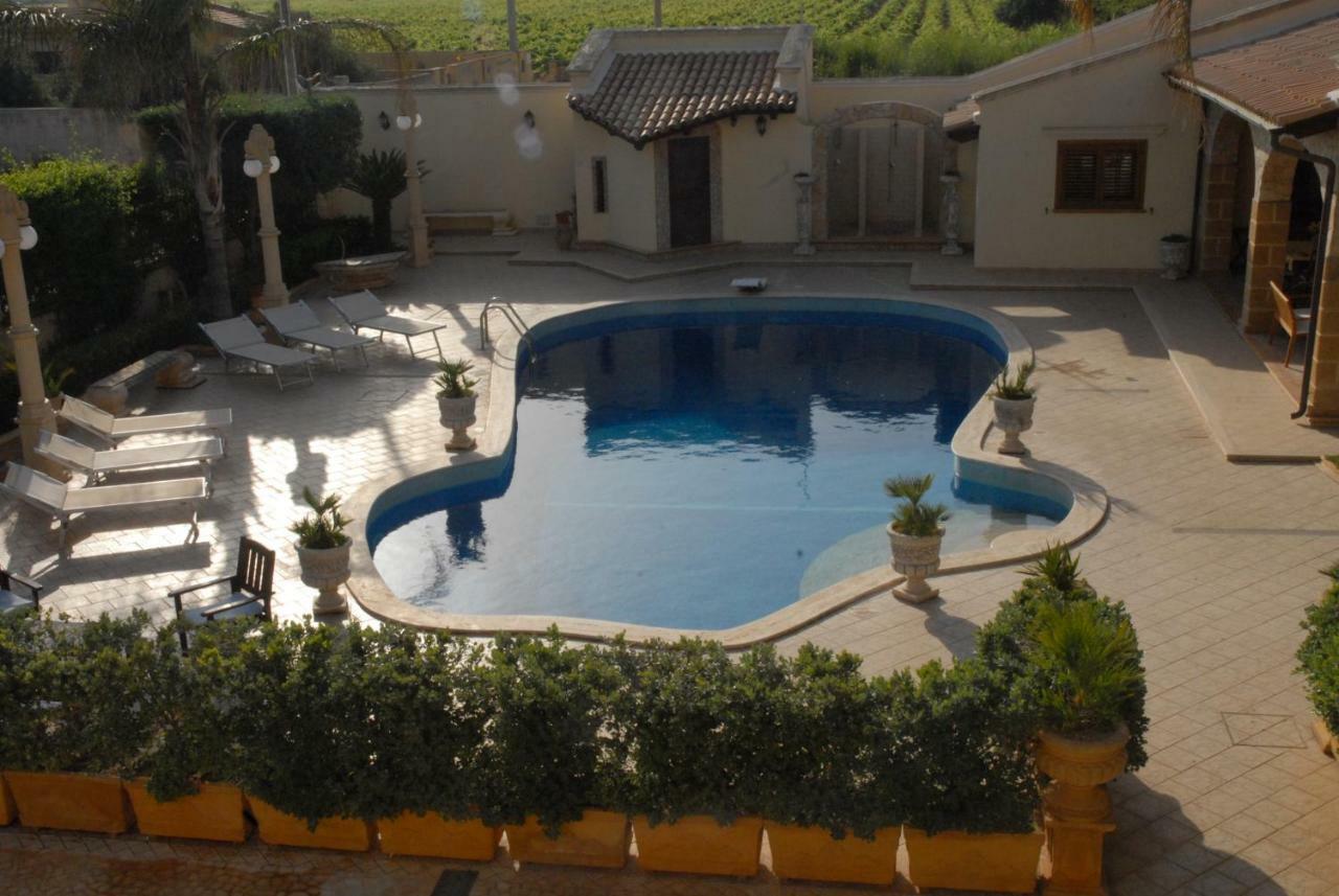 Suite Margarita Mazara del Vallo Exterior foto