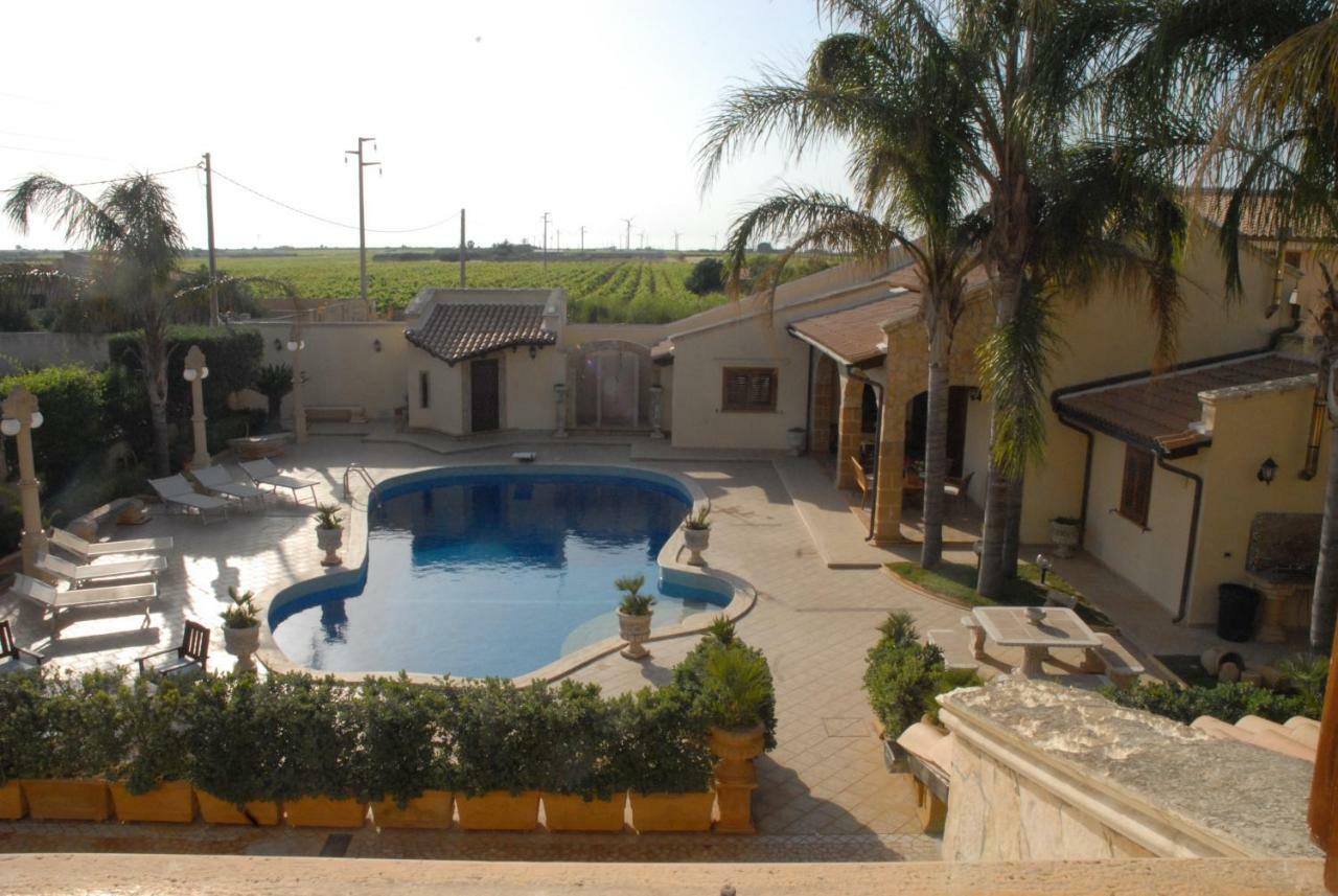 Suite Margarita Mazara del Vallo Exterior foto