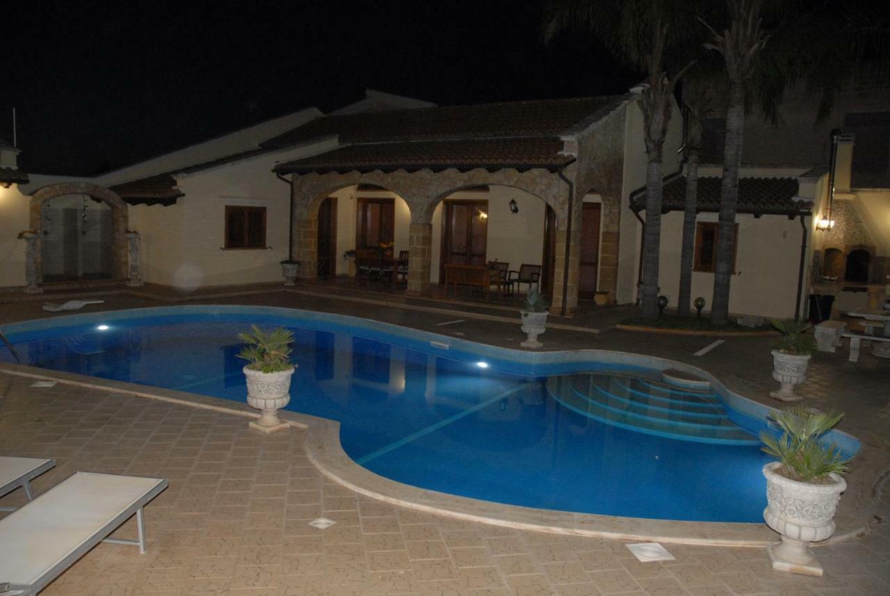 Suite Margarita Mazara del Vallo Exterior foto